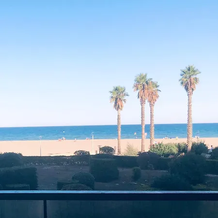 Appartement Bleu Indigo - T3- Terrasse- Vue Et Montagne - Piscine - Clim- Wifi -parking *